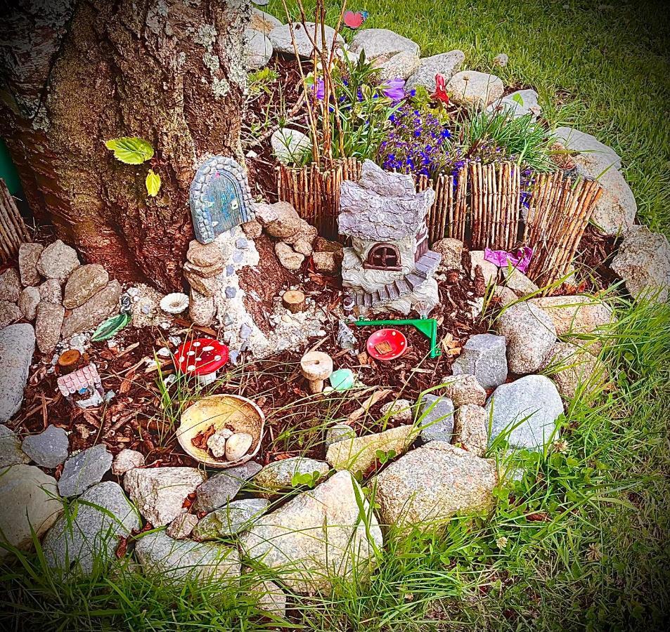 Wild Atlantic Stay Cottage Galway Exteriör bild